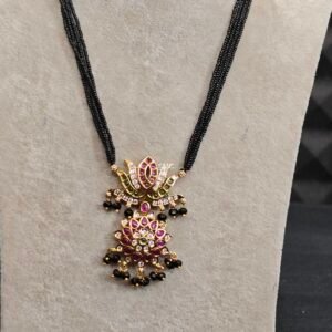 Lotus Pendant Blackbeads