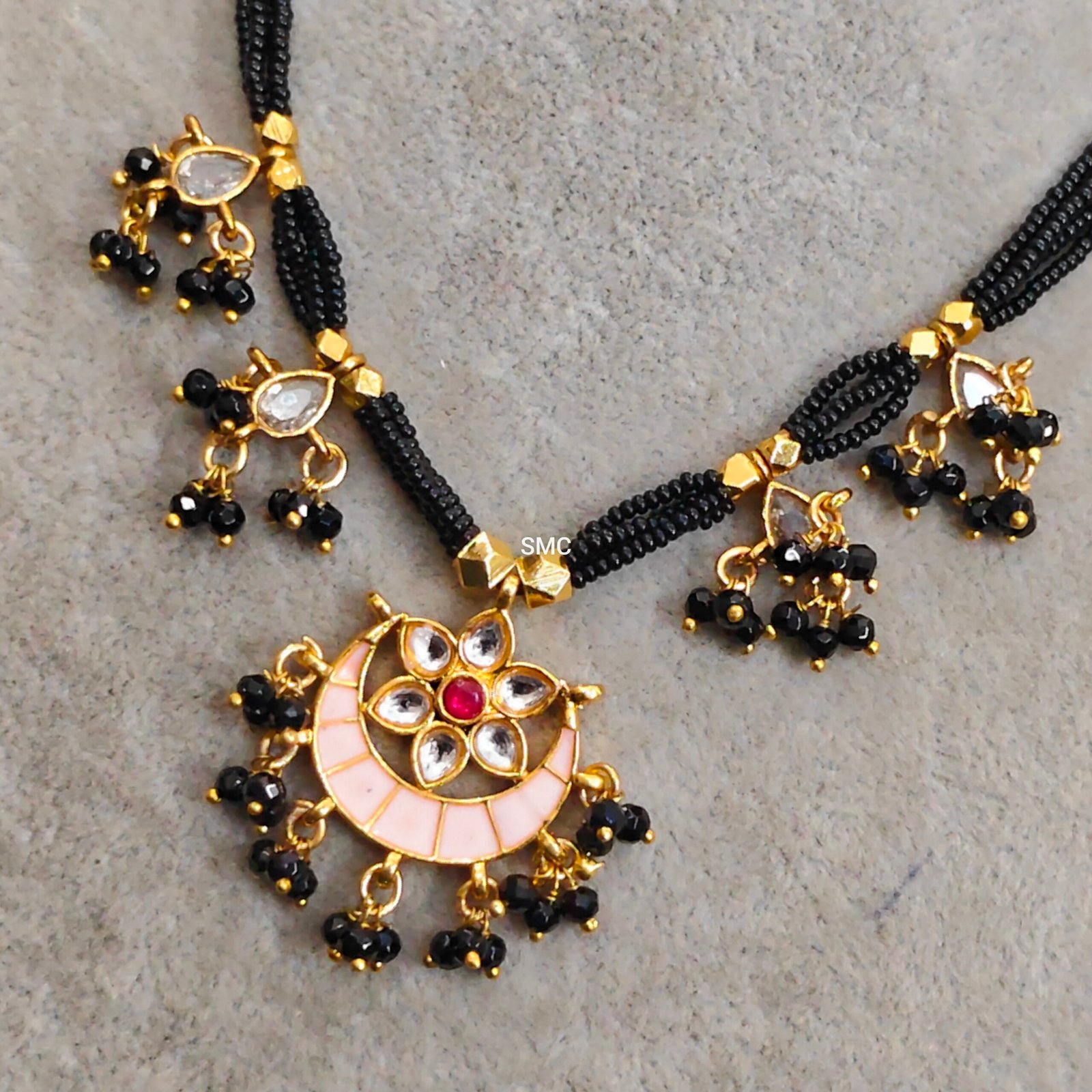 Blackbeads with Kundan Pendant - Image 3